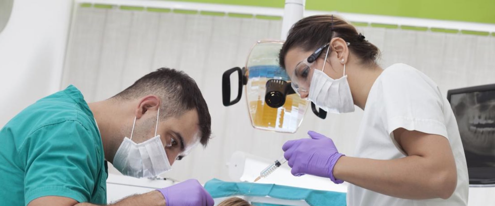 What to Do if You Experience Pain or Discomfort After Dental Surgery